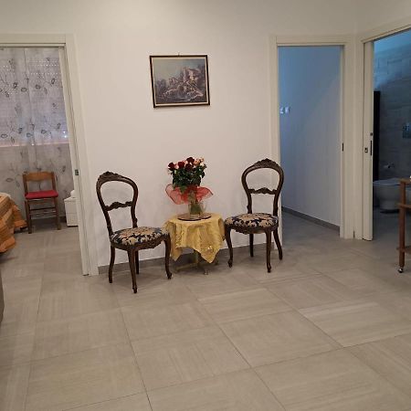 Lilibet Apartment ปาแลร์โม ภายนอก รูปภาพ