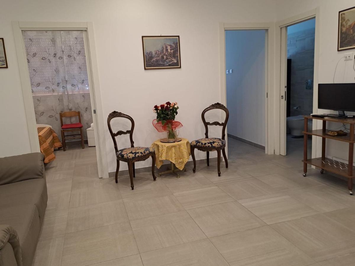 Lilibet Apartment ปาแลร์โม ภายนอก รูปภาพ